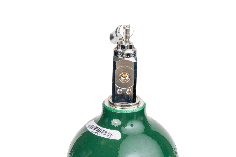 79 - D Oxygen Tank, medical tank with toggle valve